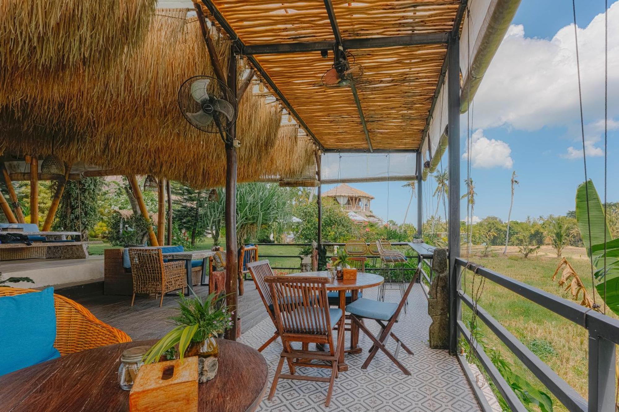 Coco Bali Resort 4*