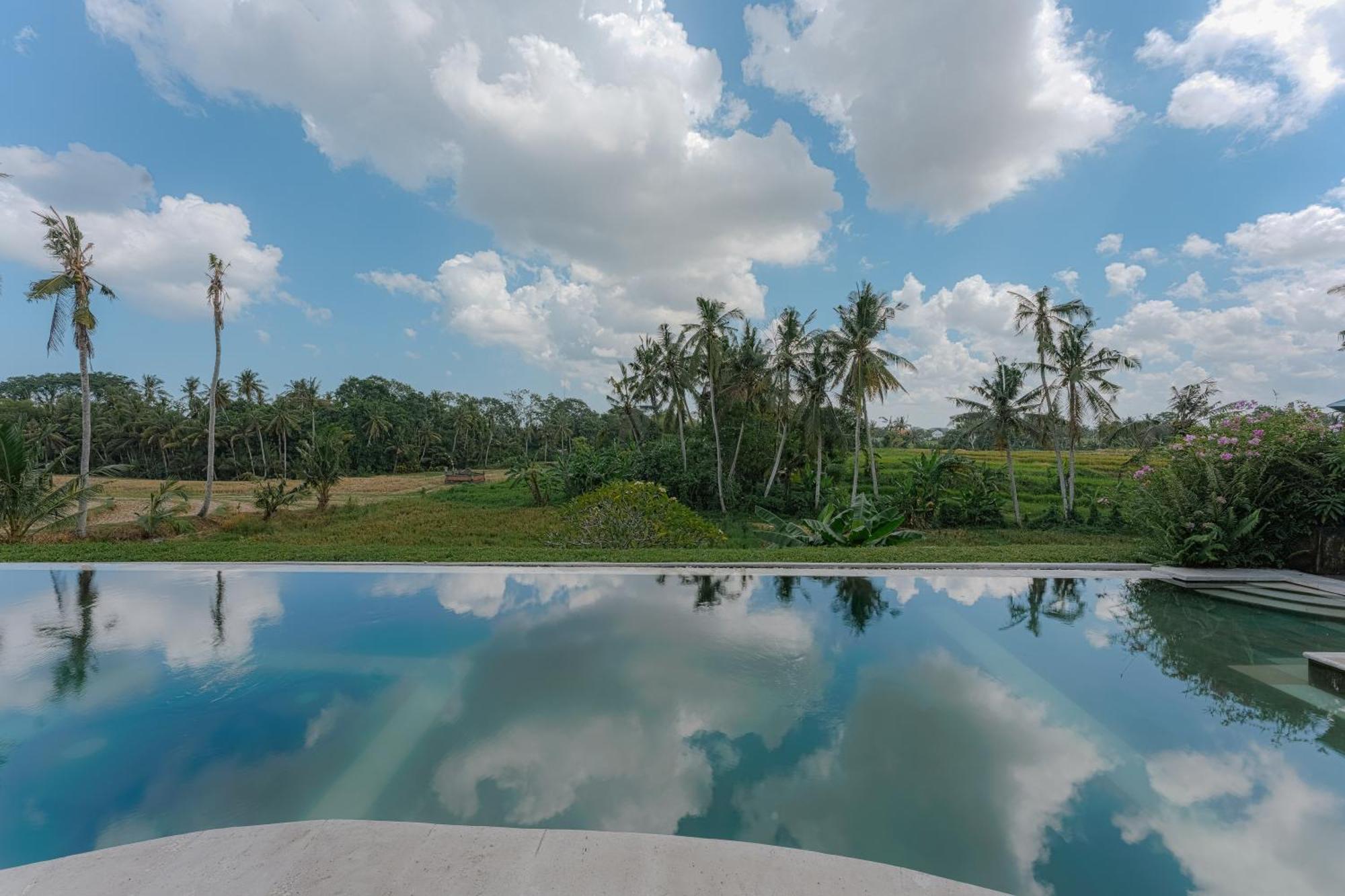 Coco Bali Resort Tanah Lot